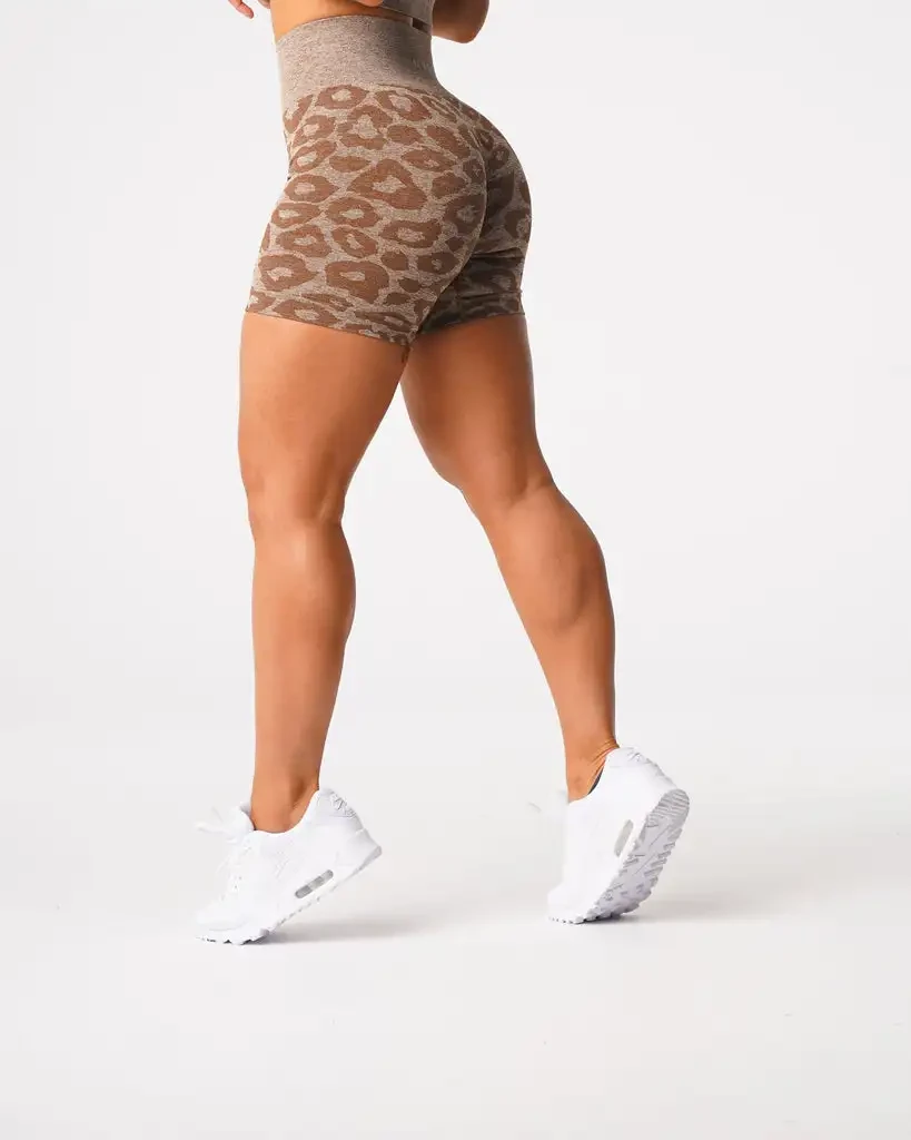 short sport imprime leopard chocolat