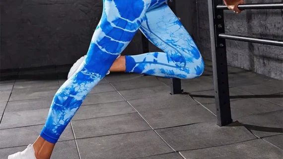 Osez la couleur et les motifs : les leggings de sport imprimés, votre meilleur allié pour une séance pleine d’énergie !